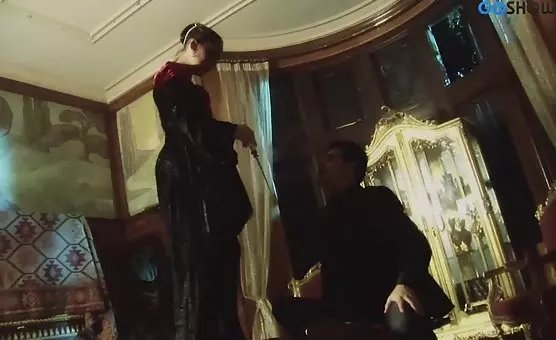 Blowjob and Anal Fucking in an Old Chamber